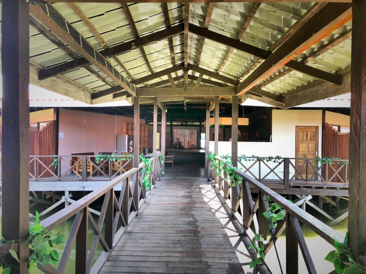 Homestay Gayang Friendly Water House