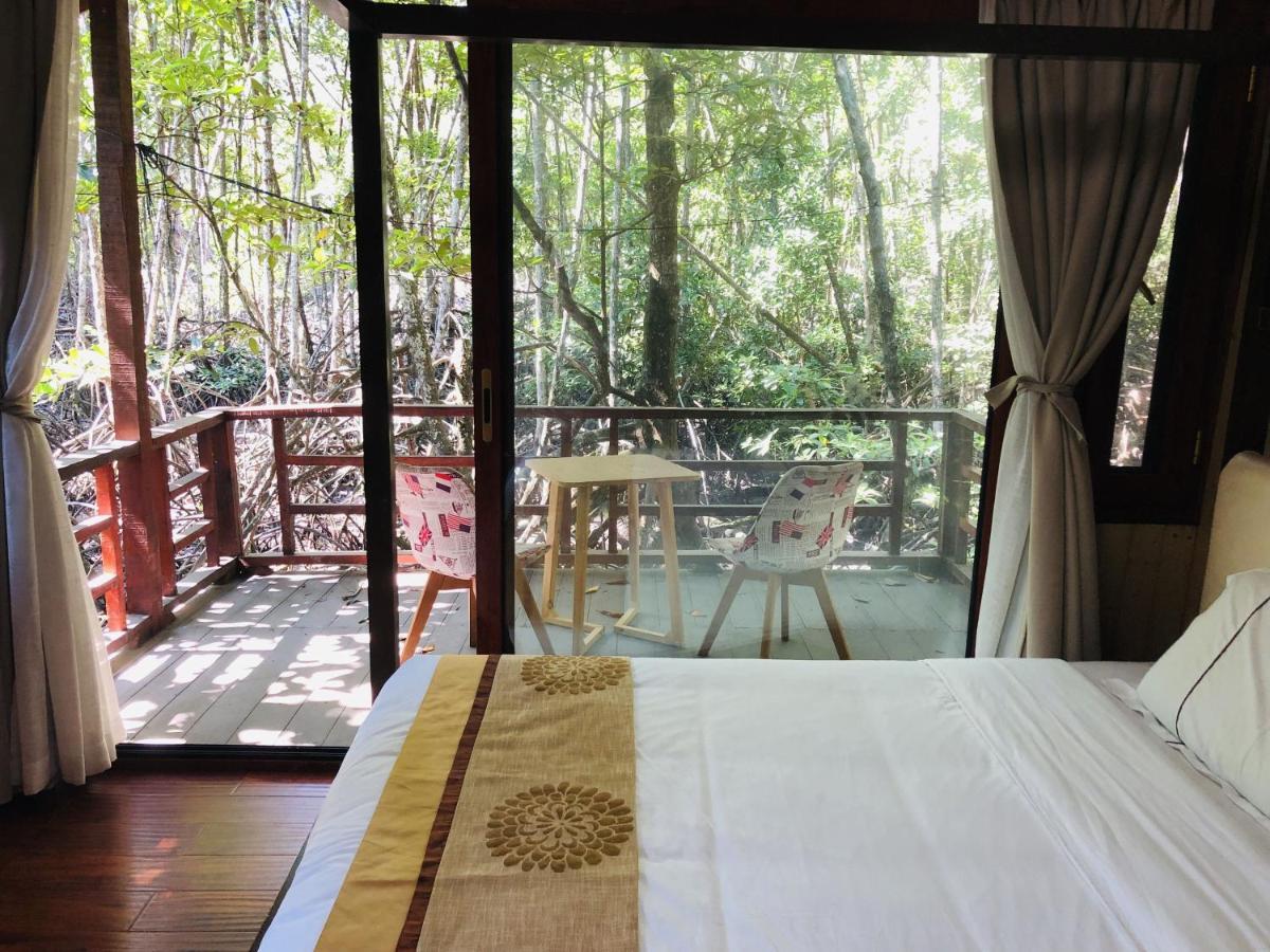 Homestay Gayang Friendly Water House *
