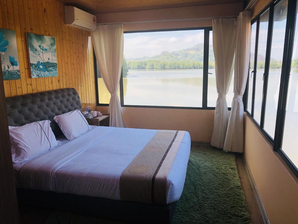 Homestay Gayang Friendly Water House Kota Kinabalu