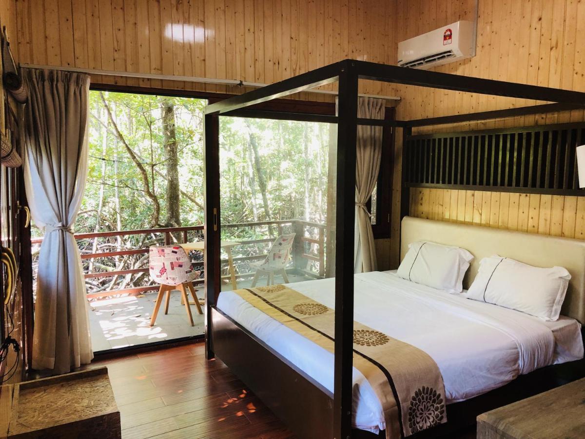 Gayang Friendly Water House Kota Kinabalu
